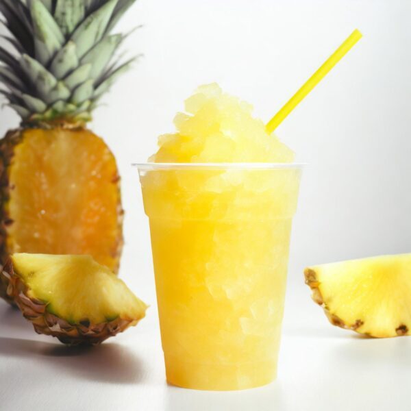 Becher mit Ananas Slush